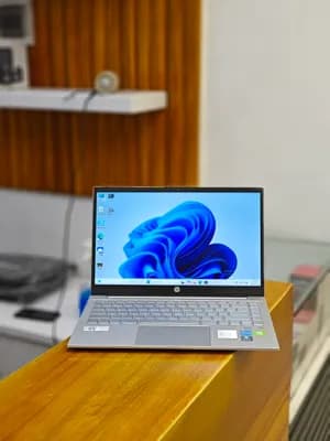 HP Pavilion 14 i5 Laptop