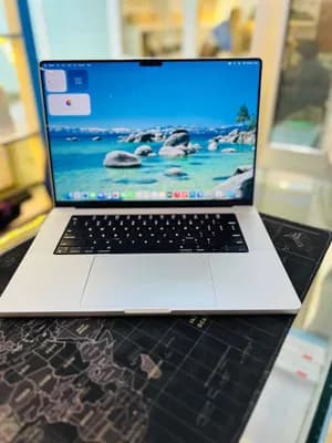 Apple MacBook Pro 16-inch M1 Max 32GB 1TB