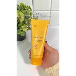 Medicube Kojic Acid Turmeric Toning Cleanser 120g