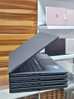 Lenovo ThinkPad T14s i5 16GB 256GB