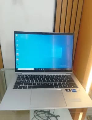 HP EliteBook 830 G9