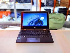 Acer aspire 500GB 4GB 13.3 inch used