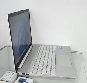 HP Notebook i7 12th Gen 16GB 512GB