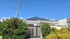 Modern 5-Bedroom Villa in Summit