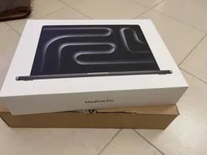Apple MacBook Pro M4 Pro 16-inch