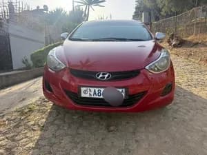 Hyundai Elantra 2012
