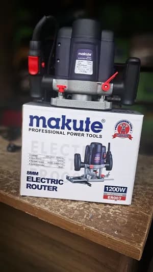 Makute Motor 1200W