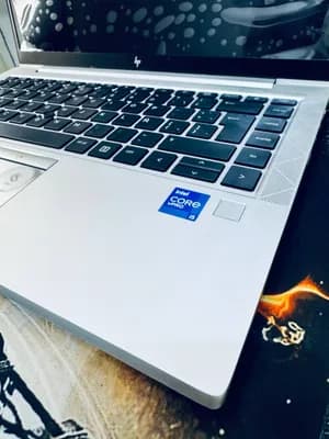 HP ELITEBOOK 840 G8 8GB 512GB
