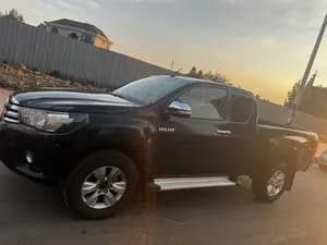 Toyota Hilux Extra Cab Revo 2.8L