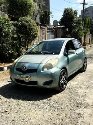 Toyota Yaris Compact 2009