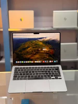 MacBook Air M2