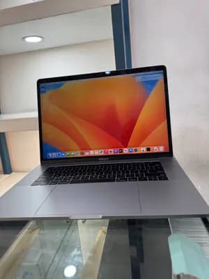 Apple MacBook Pro 2019 i9 32GB