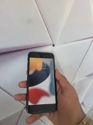 Apple iPhone 7 32GB Black