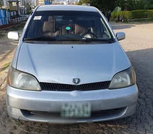 Toyota Platz 2001 Automatic