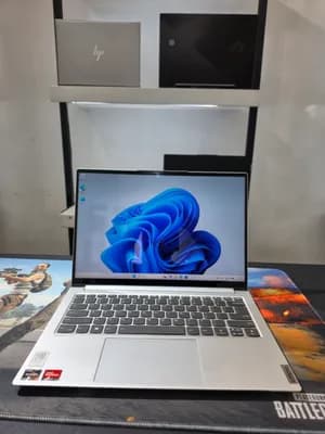 Lenovo IdeaPad 7 Ryzen 7 14-inch Laptop