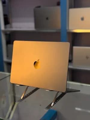 MacBook Air M2