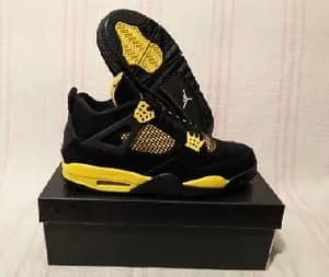 Air Jordan 4 Retro Thunder Black Yellow