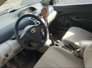 Yaris sedan