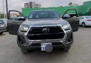 Toyota Hilux Invisible 2021