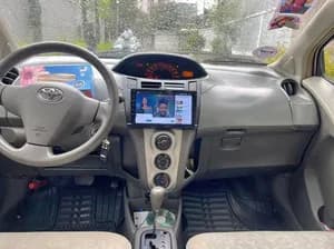 Yaris 2006