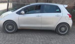 Toyota Yaris Compact 2009 1000cc