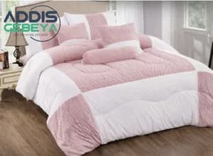 Seven Pcs Comforter set