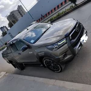 Toyota Invincible King Cab 2021