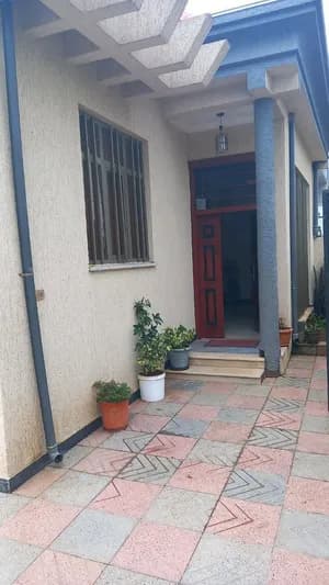200 ካሬሜትር ቪላ ቤት 3 መኝታ