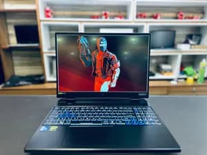 Acer Predator PHN16 Gaming Laptop