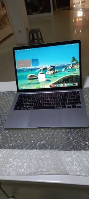 Apple MacBook Air M1 2020