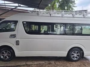 Toyota Hiace HighRoof GL 2022