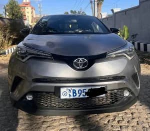 Toyota C-HR 1.2T AWD 2021