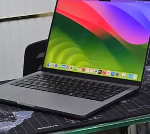 MacBook Air M2 (2022)