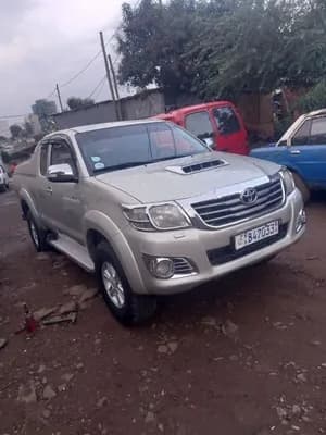 Toyota Hilux X-Cab 2012 Diesel
