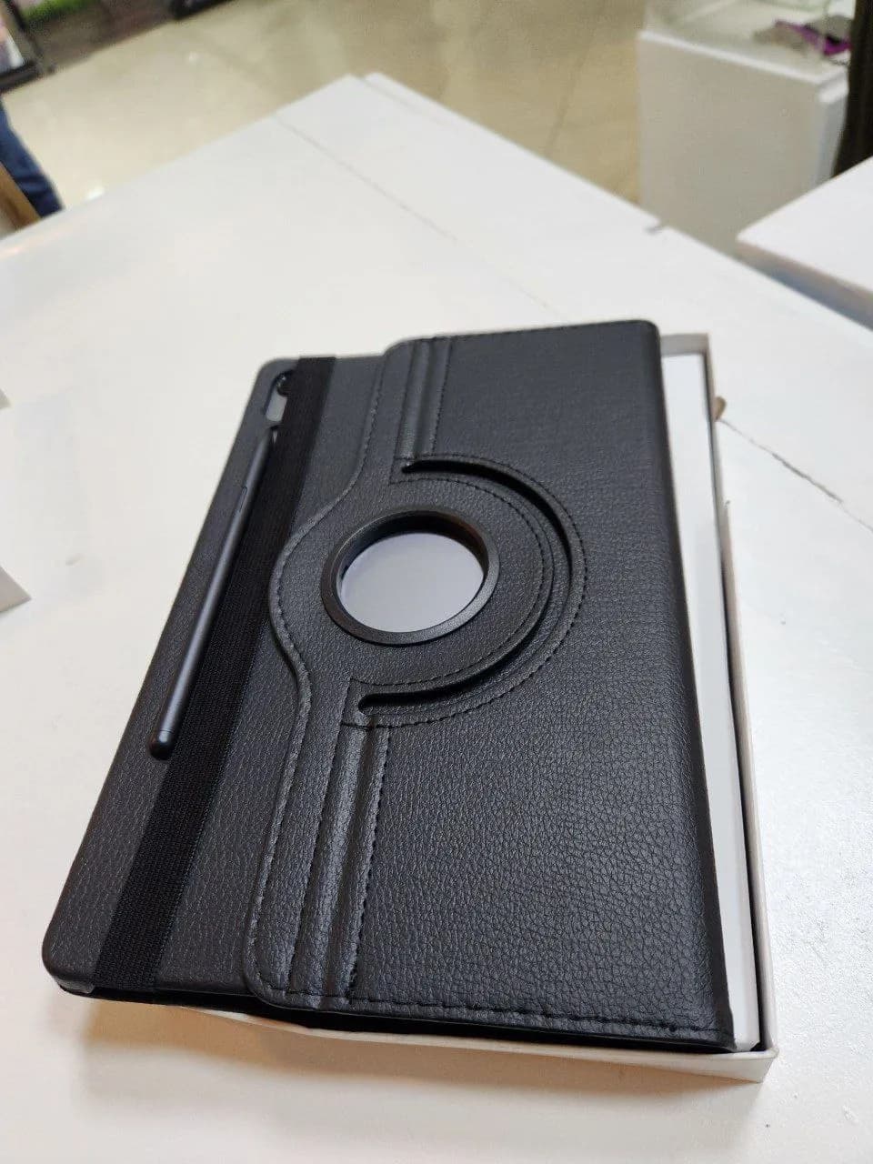 Listing photo 2