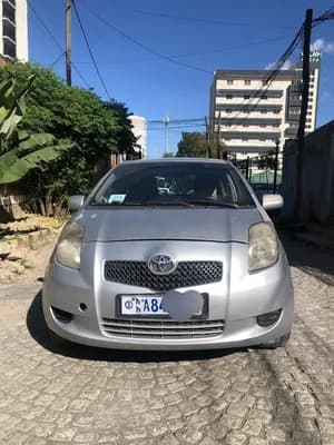 Toyota Yaris Compact 2006 1000cc used