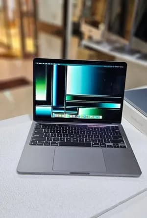 MacBook Pro M2 13" 2022