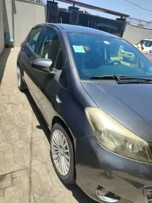 2012 Toyota Yaris Automatic