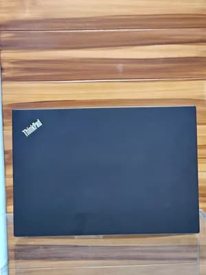 Lenovo Thinkpad T14s