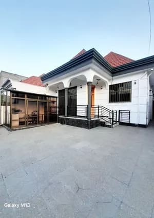 Modern Villa House 250 Sqm Ayat