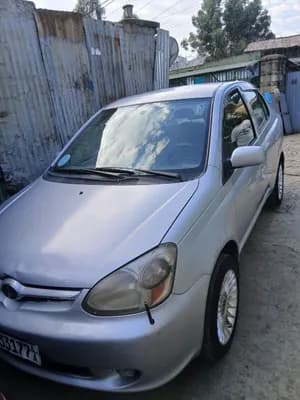 Toyota Platz 2004 1.0L