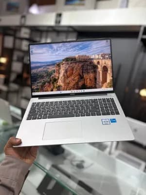 Huawei Laptop i5-12450H 512GB