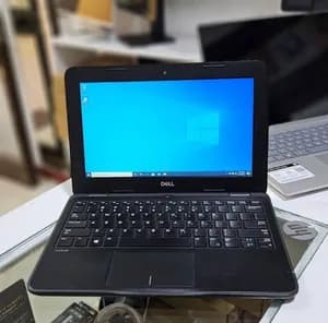 Dell Latitude 3180 Laptop