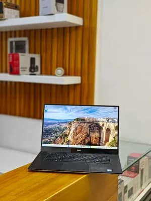 Dell XPS 15 i7 16GB 256GB 4K