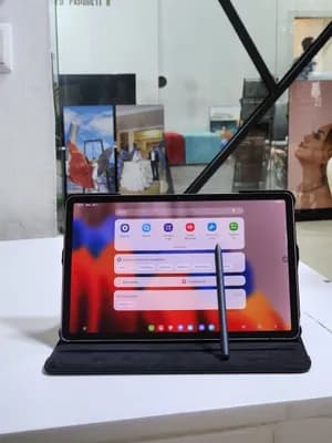 Samsung Galaxy Tab S7 with Pen