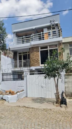 ቤት 75 ካሬ G+2