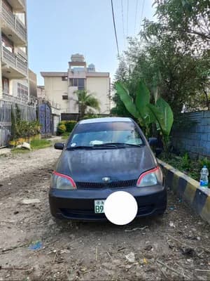 Toyota Platz 2001 Automatic