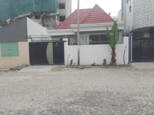 New Modern Villa House Summit