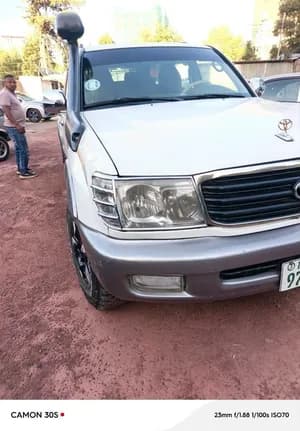 Toyota Land Cruiser 2005 SUV