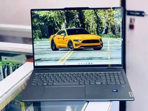 Lenovo Yoga Ultra 7 Laptop